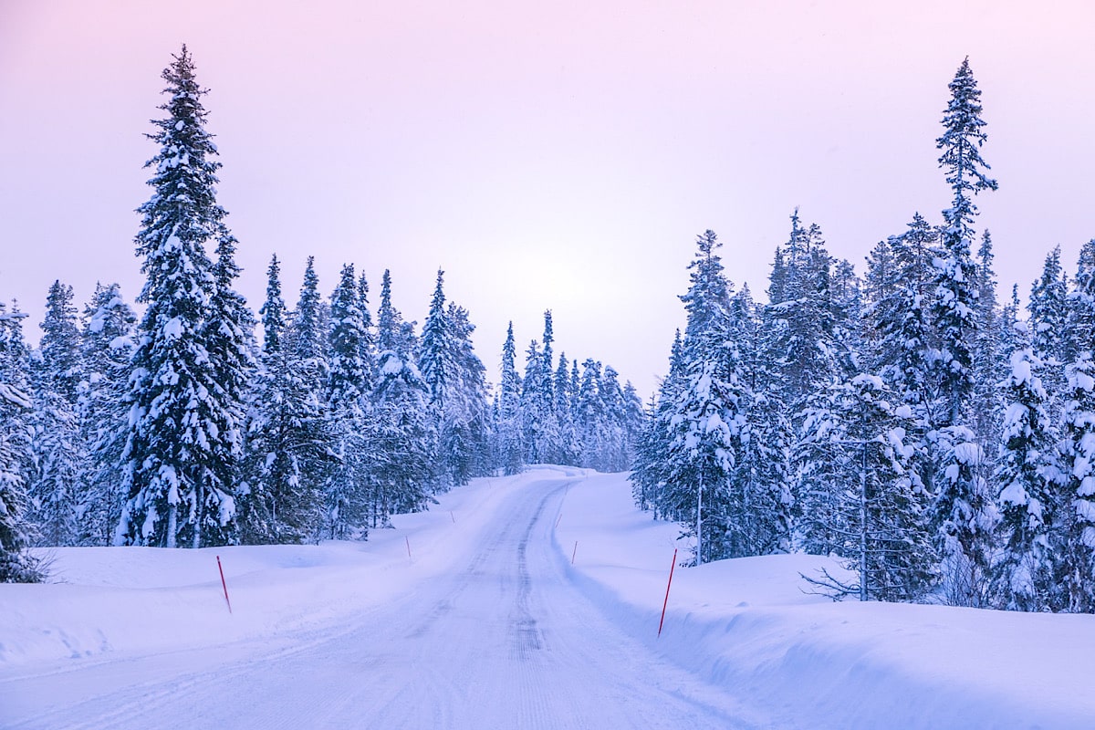 Yin Yoga im Winter: Die perfekte Yogapraxis für tiefe Regeneration (+ Video)